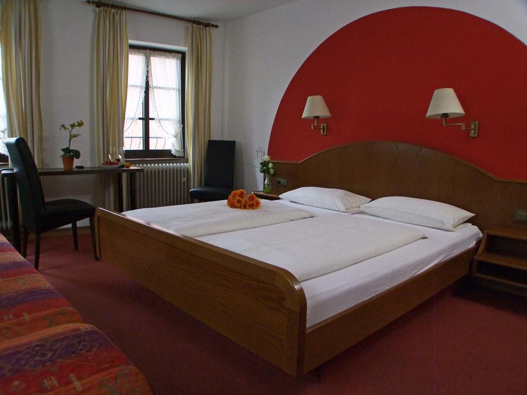 Hotel Beller Kenzingen Bagian luar foto