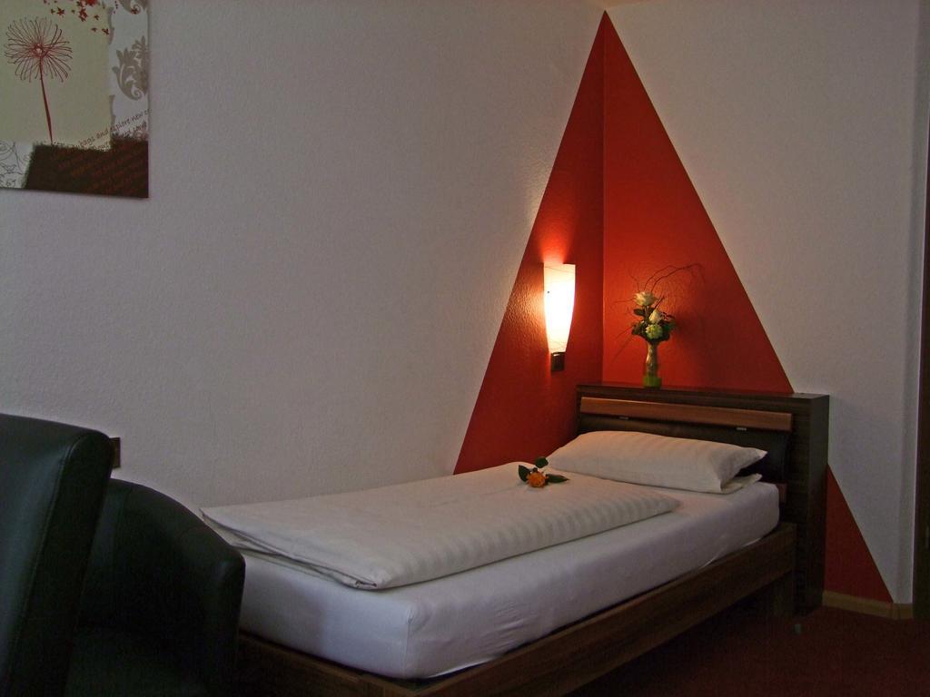 Hotel Beller Kenzingen Bagian luar foto