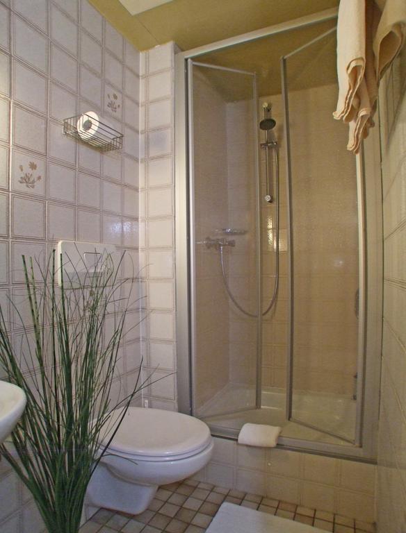 Hotel Beller Kenzingen Bagian luar foto