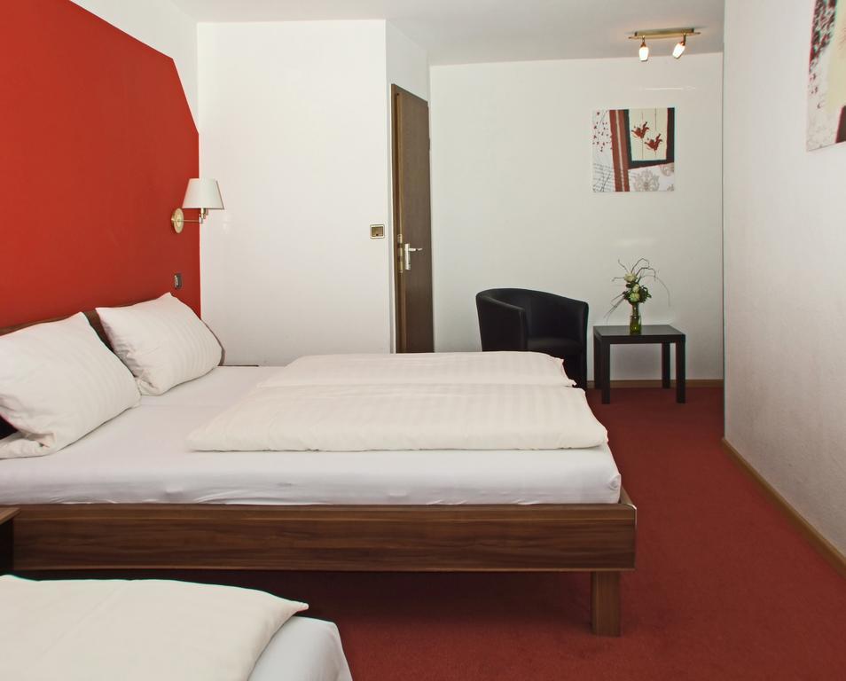 Hotel Beller Kenzingen Bagian luar foto