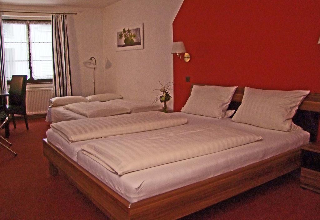 Hotel Beller Kenzingen Bagian luar foto